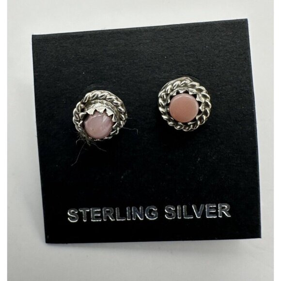Esther White Navajo Handmade Artisan Pink Conch Stud Earrings Sterling Silver - Picture 1 of 3